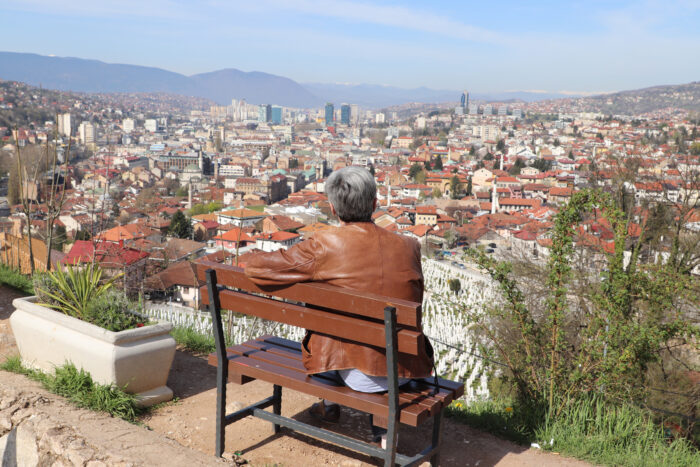 Blick auf die einst besetzte Stadt Sarajevo